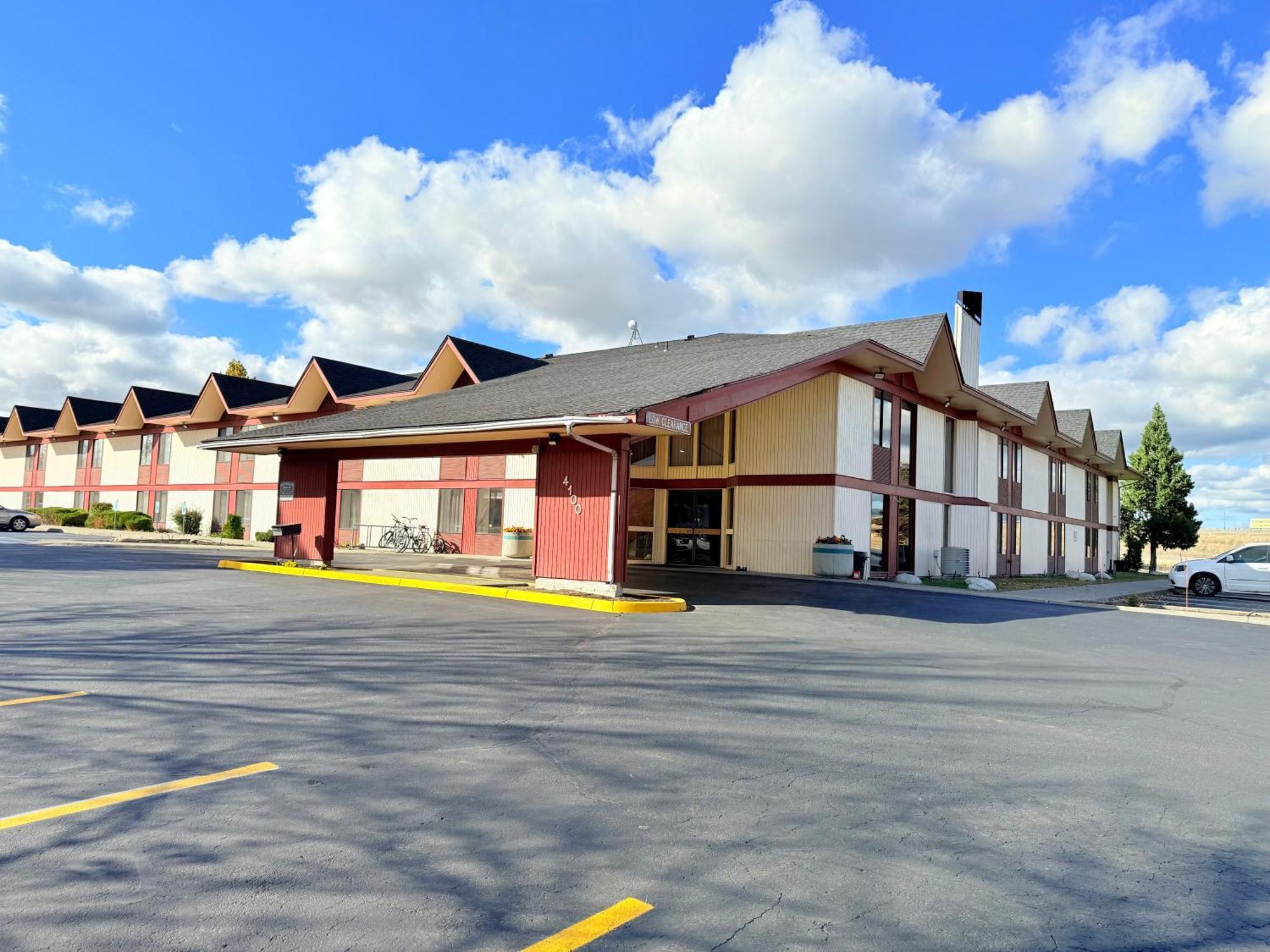 Red Lion Inn & Suites Post Falls Buitenkant foto